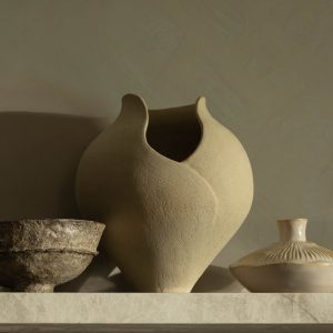 Amara Contoured Vessel