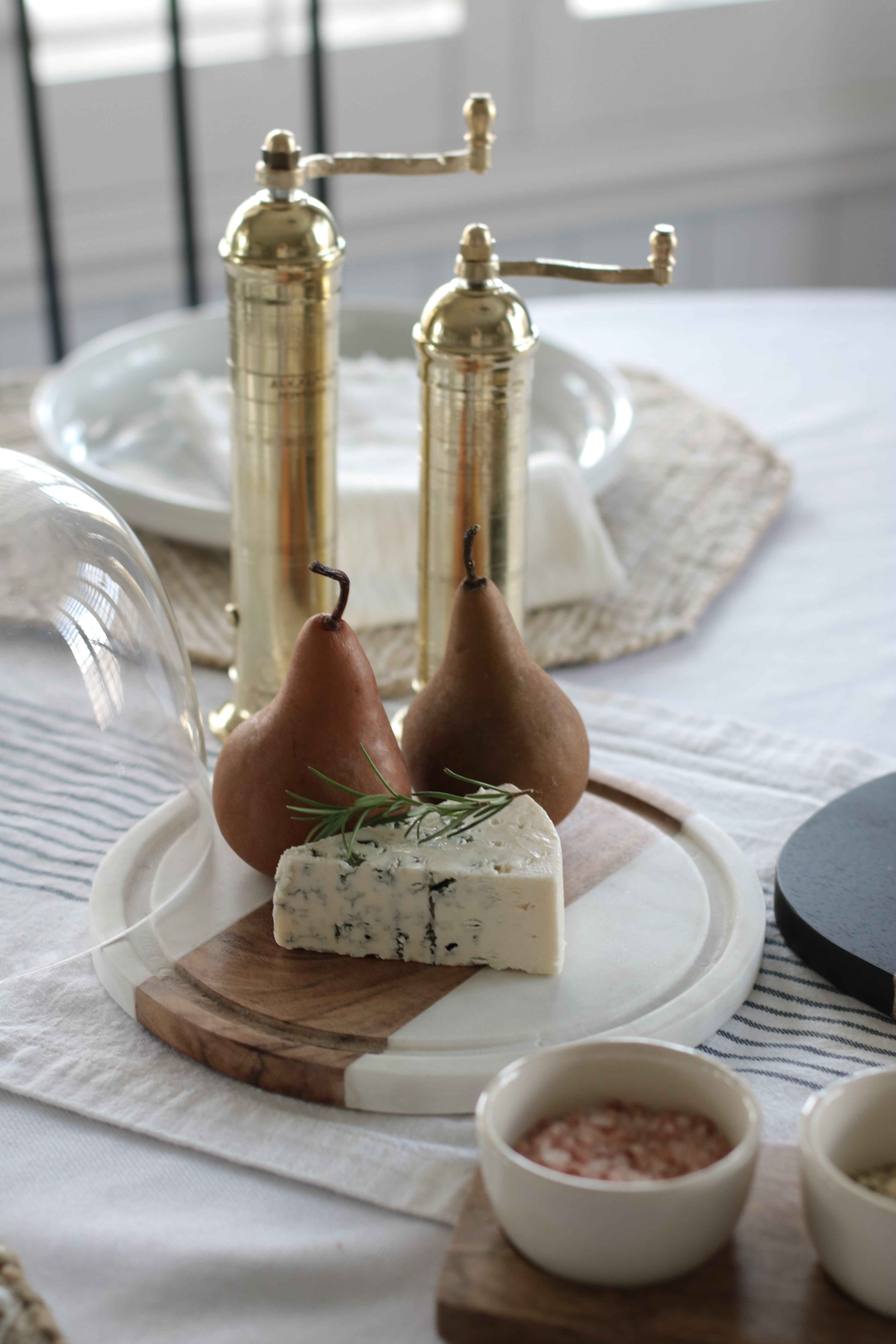 Mabel Cake Tray + Glass Dome - Image 3